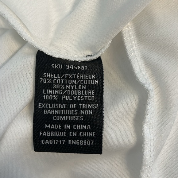 NEW Beautiful Guess White Lace Dress. - Picture 9 of 9